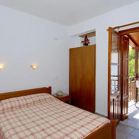 Charoula Apartment Platanias  Room photo